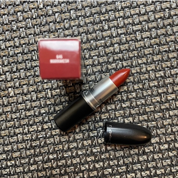 NIB • MAC Cosmetics Rust Red Matte Lipstick in Marrakesh - Picture 4 of 4